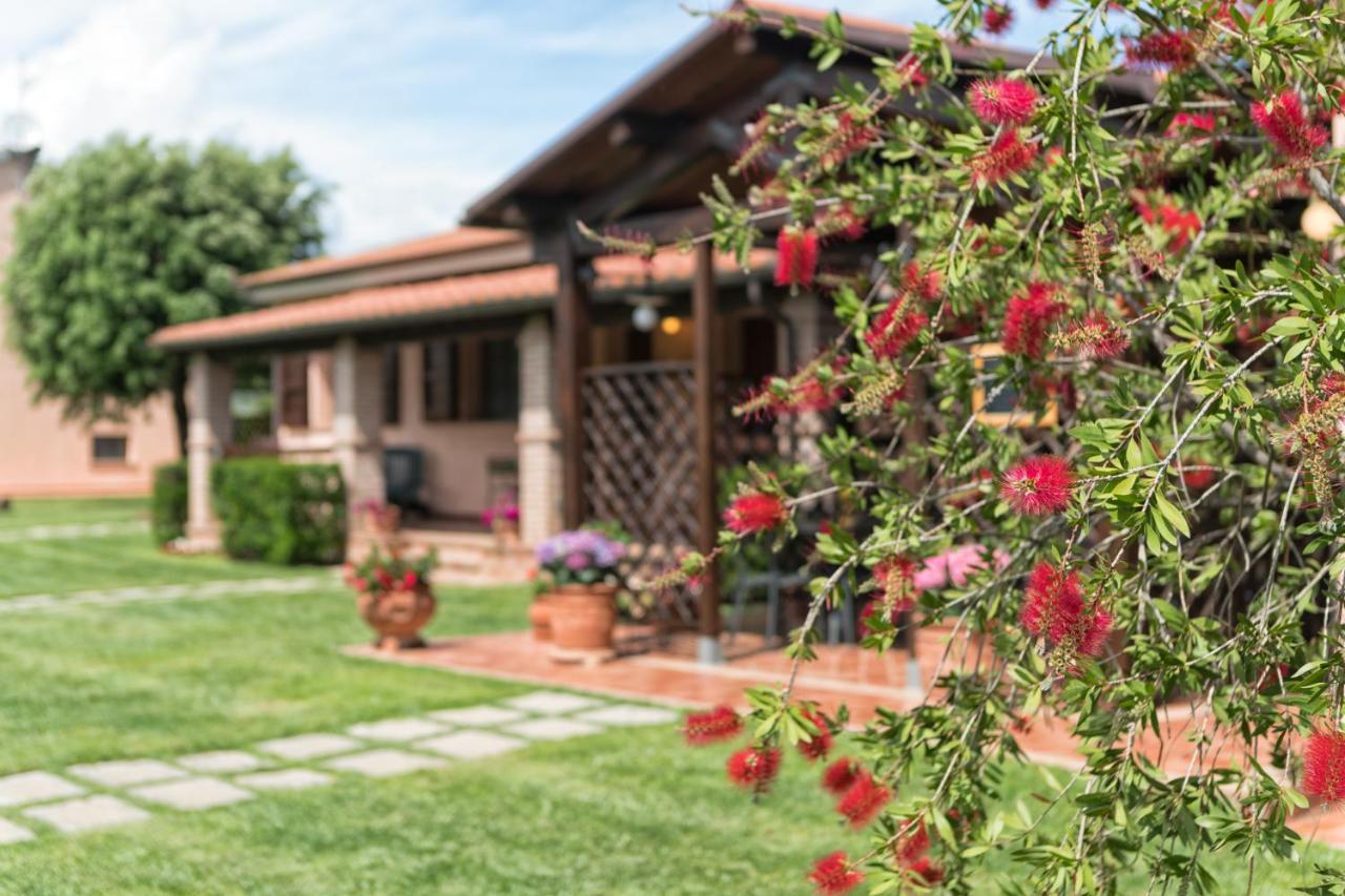 Agriturismo Lucerna Del Lago Prile カスティリオーネ・デッラ・ペスカーイア エクステリア 写真